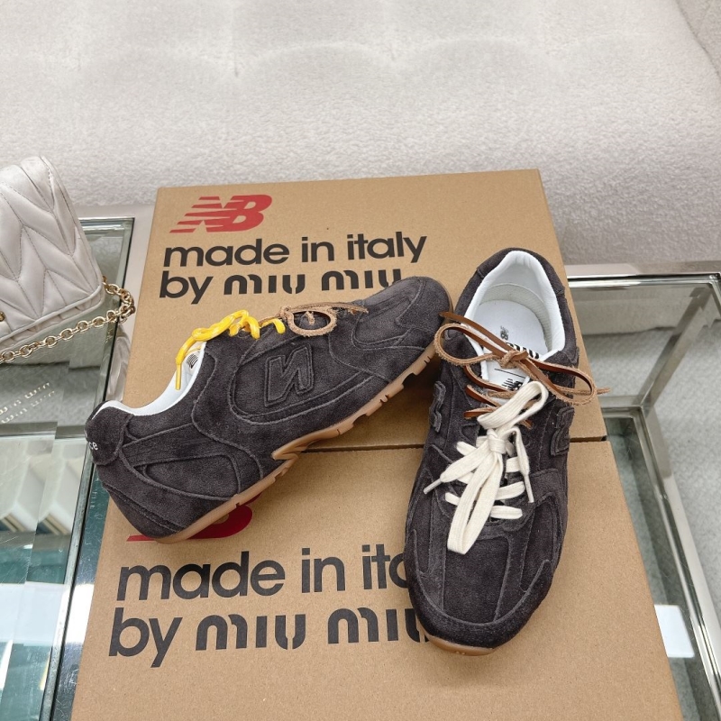 Miu Miu Casual Shoes